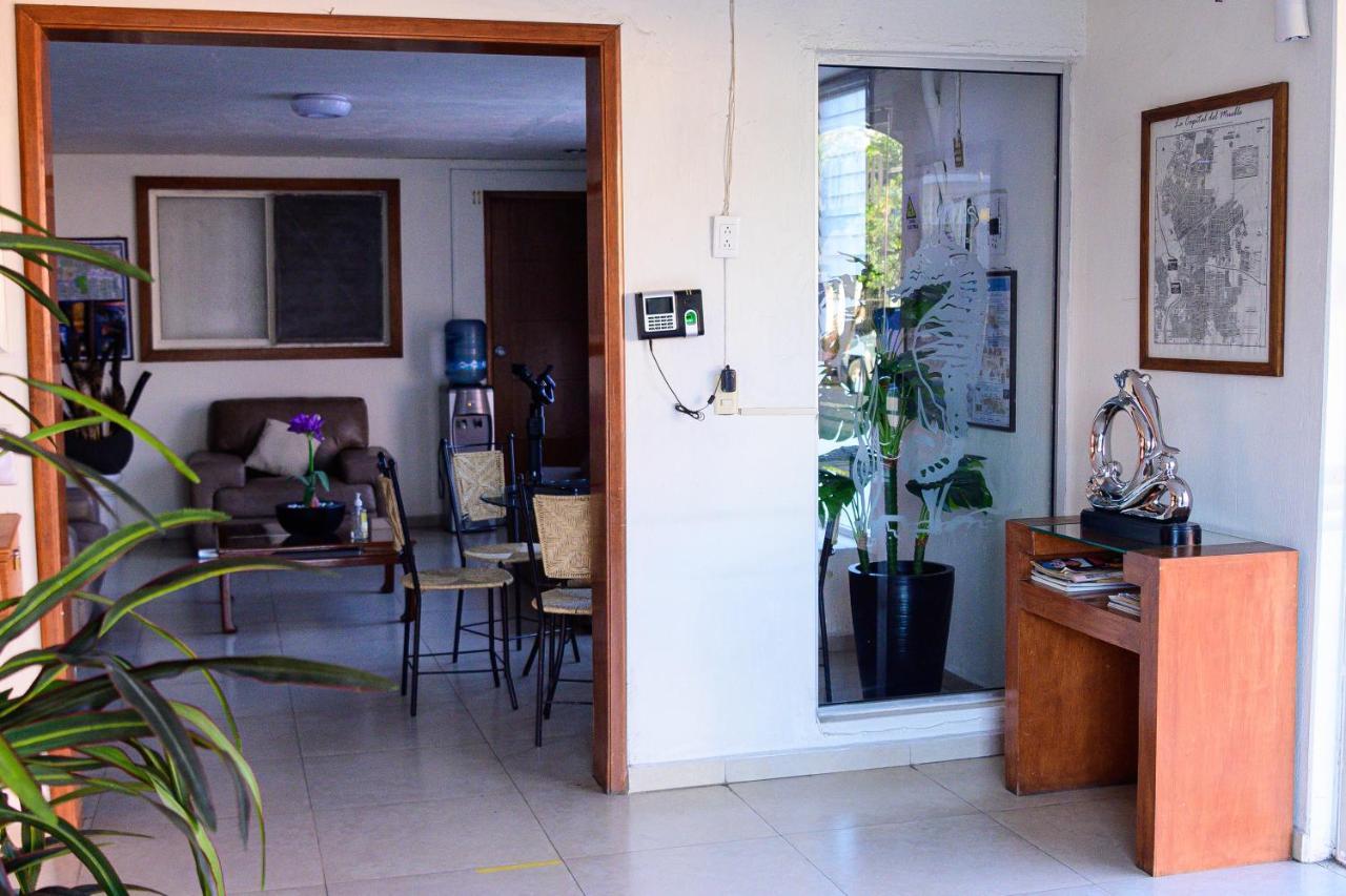 Hotel Acuario En Ocotlan Экстерьер фото