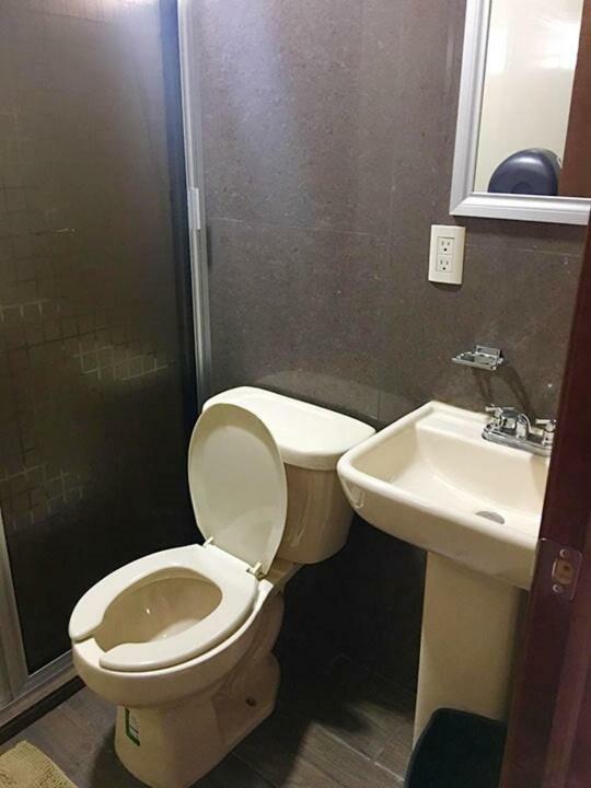 Hotel Acuario En Ocotlan Экстерьер фото